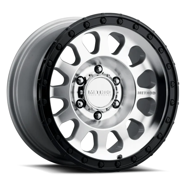 method-mr315-wheel-6lug-machined-gloss-black-lip-17x8-5-1000_90fd0be7-2054-45fc-b9a1-006904f78800_1000x1000