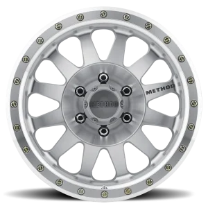 17" METHOD WHEELS 304 DOUBLE STANDARD MACHINED OFF-ROAD RIMS - Image 2